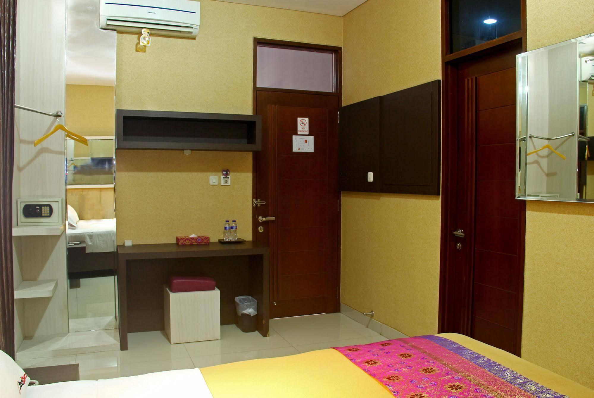 Reddoorz Plus @ Natuna 万隆 外观 照片